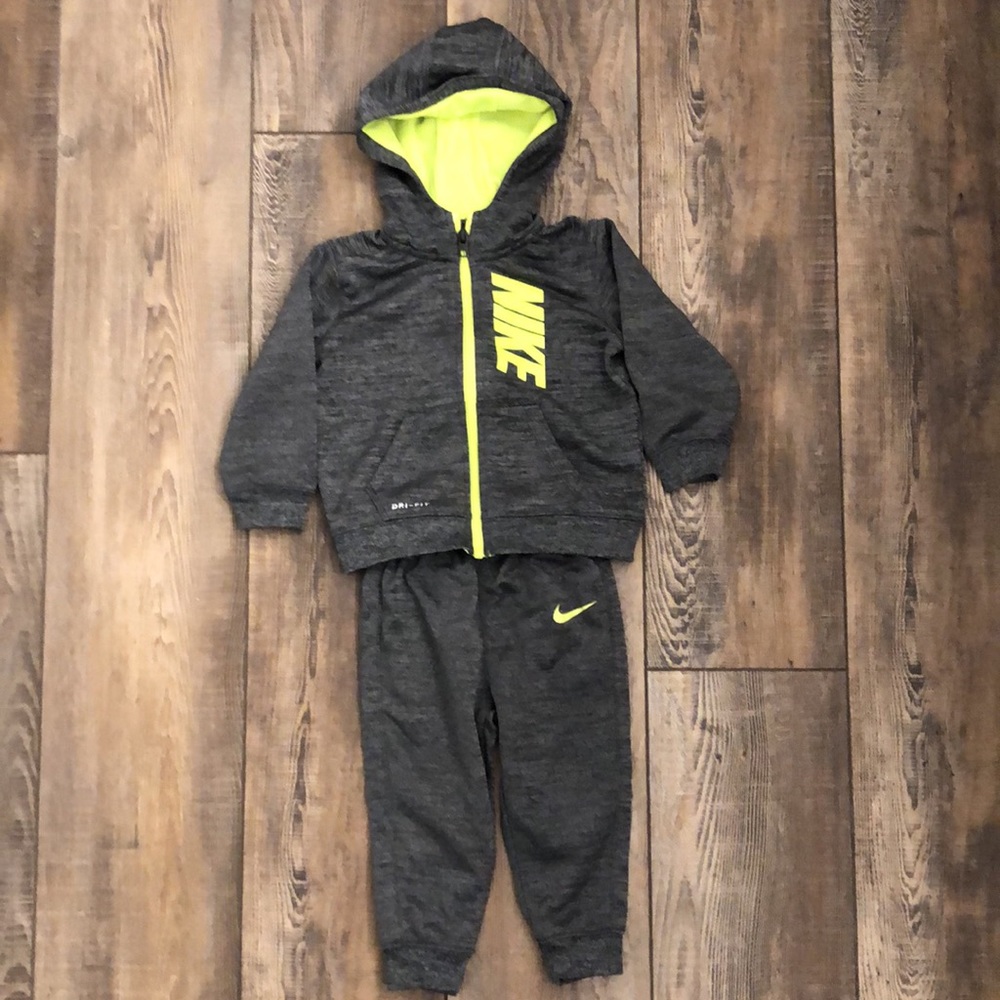 Nike Toddler Full Zip Hoodie and Pants Set